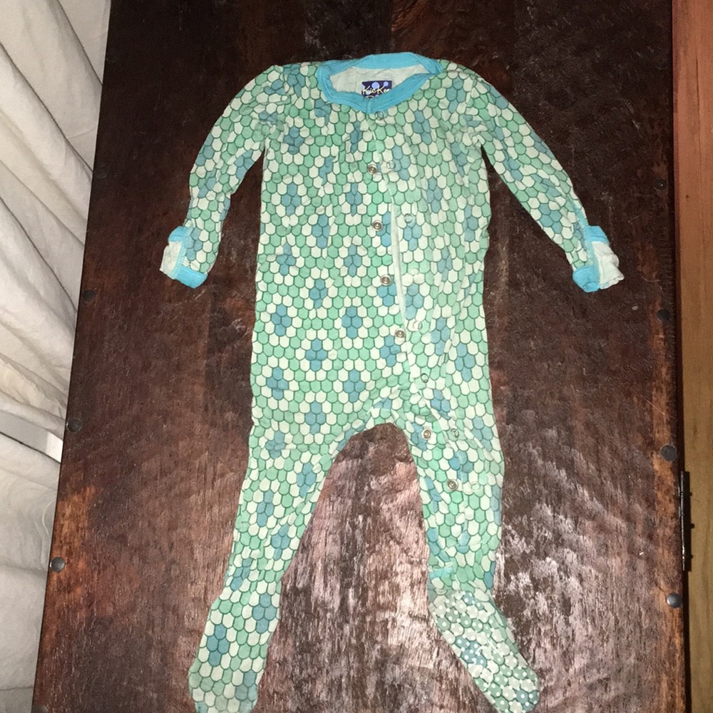 Kicker pants sleeper